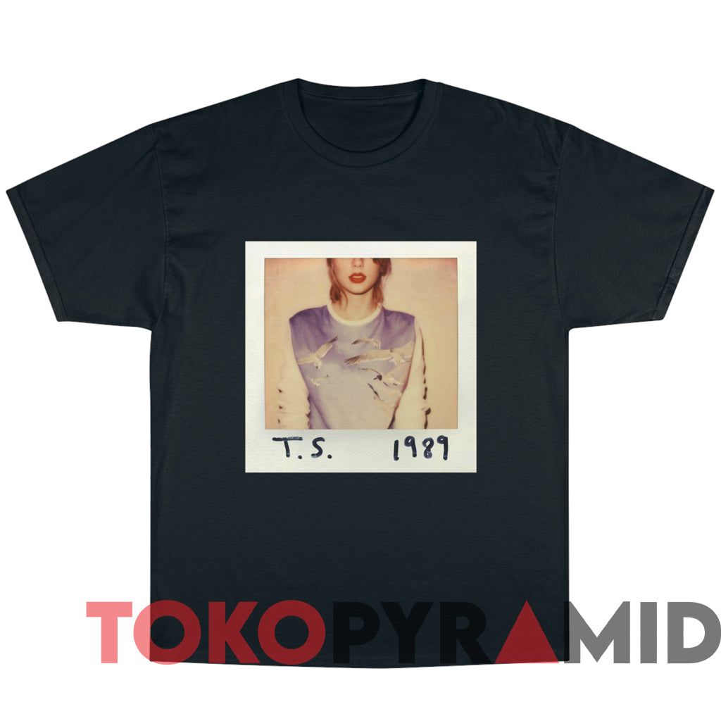 1989 World Tour Taylor Swift T-shirt