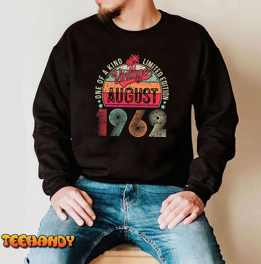 60 Years Old Vintage August 1962 60th Birthday Men Women T-Shirt