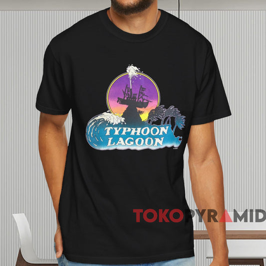 Vintage Typhoon Lagoon Disney T-shirt