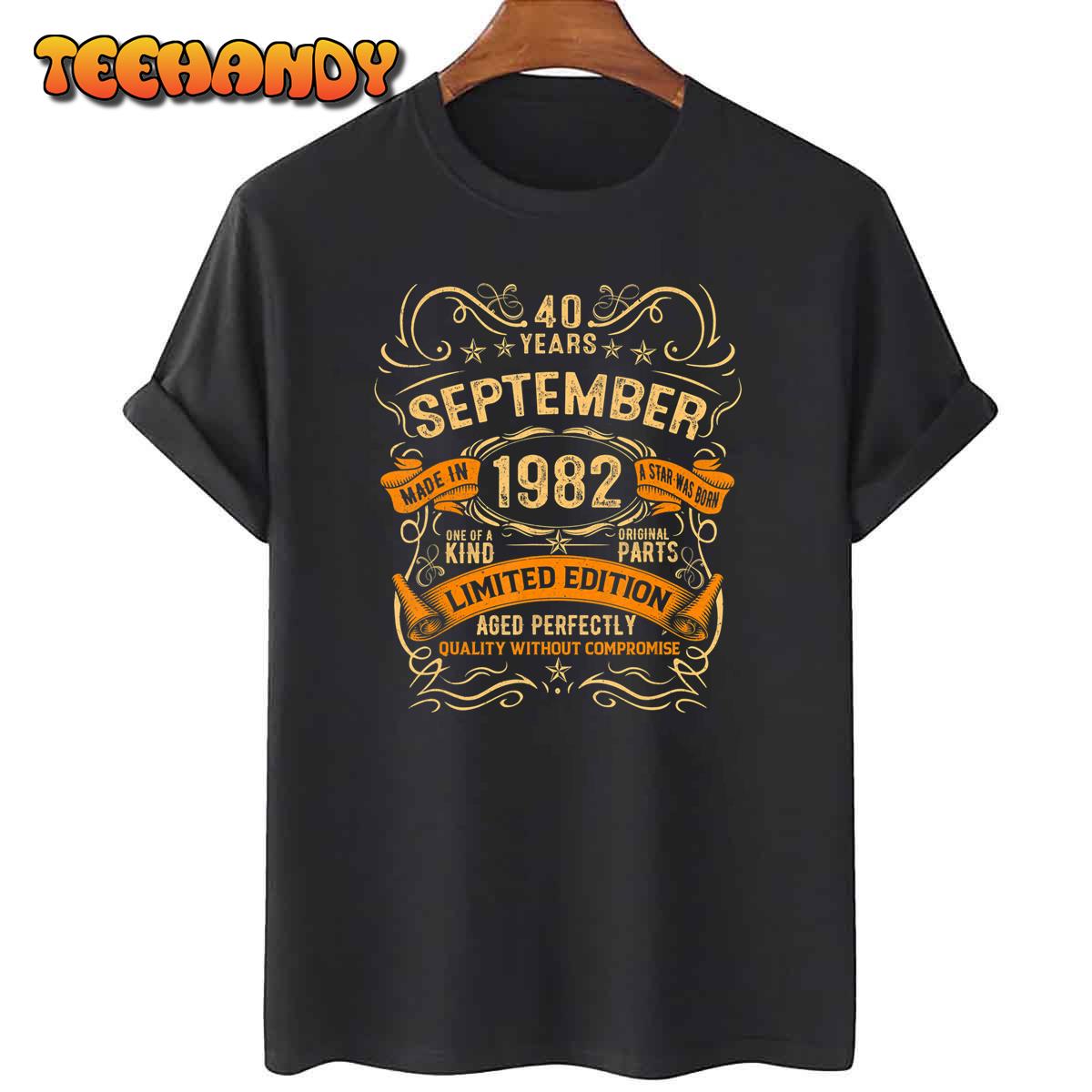 40th Birthday Gifts 40 Year Old Gift Vintage September 1982 T-Shirt